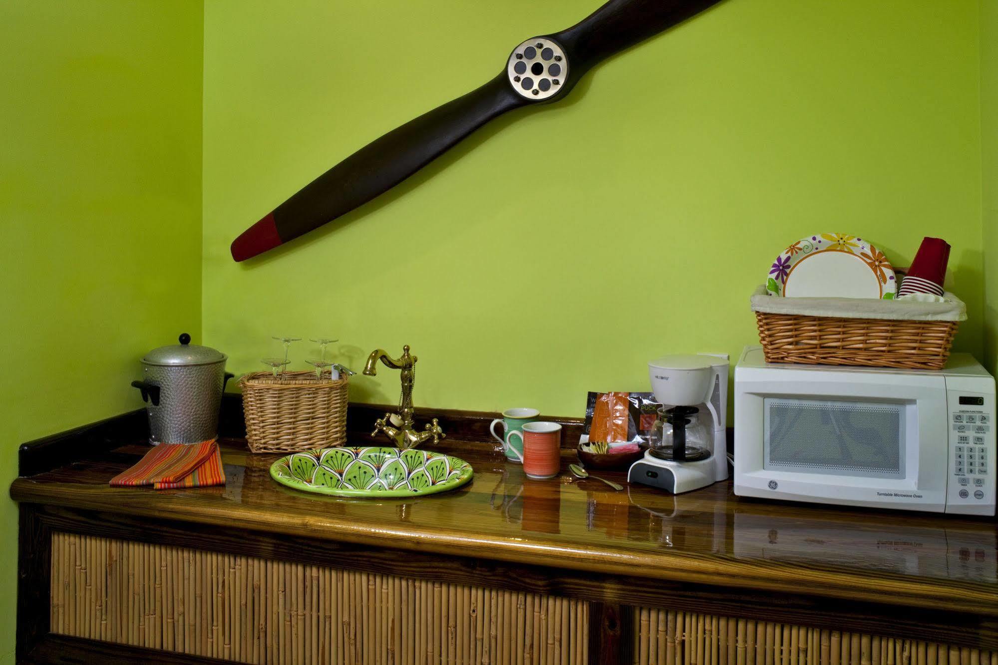 Tropical Inn Key West Ngoại thất bức ảnh